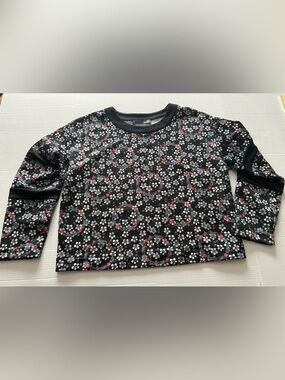 Love Mochino logo hearts sweatshirt.